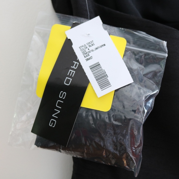 Size 4 Alfred Sung D537 Full-length black Dress - Picture 3 of 5